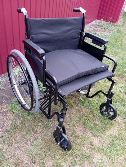 Инвалидная коляска новая