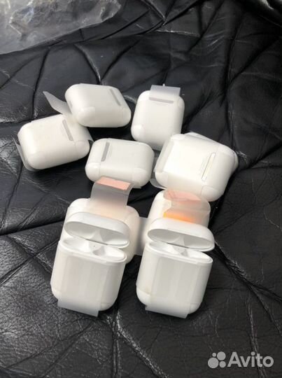 Кейс AirPods 1/2 новый