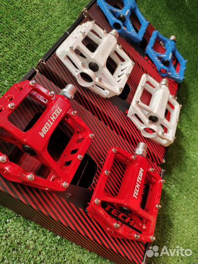 Педали для велосипеда Tech Team