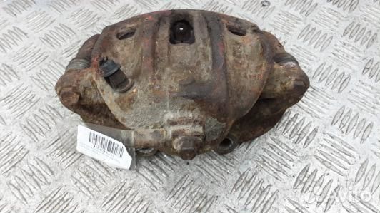 Суппорт тормозной передний левый opel omega B (HSE