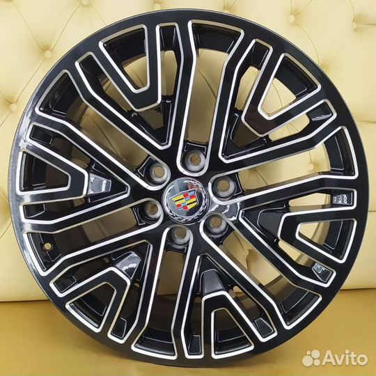 Диски на Cadillac Escalade R22