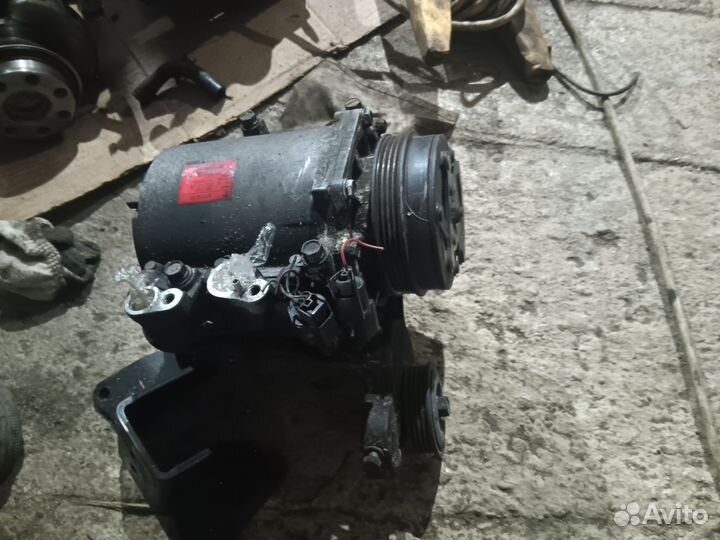 Блок тнвд Коленвал 4m40