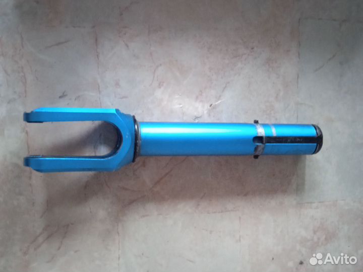 Вилка для трюкового самоката