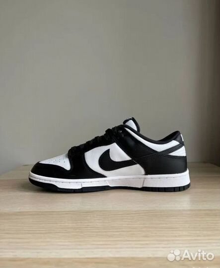 Nike Dunk Low Vintage Panda