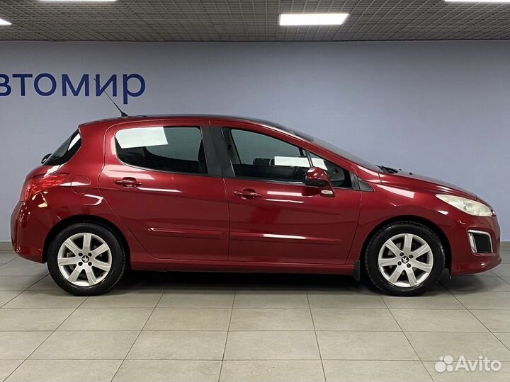 Peugeot 308 1.6 AT, 2011, 215 547 км