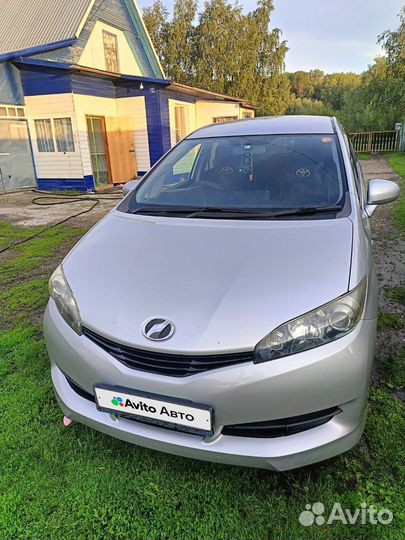 Toyota Wish 1.8 CVT, 2011, 136 000 км
