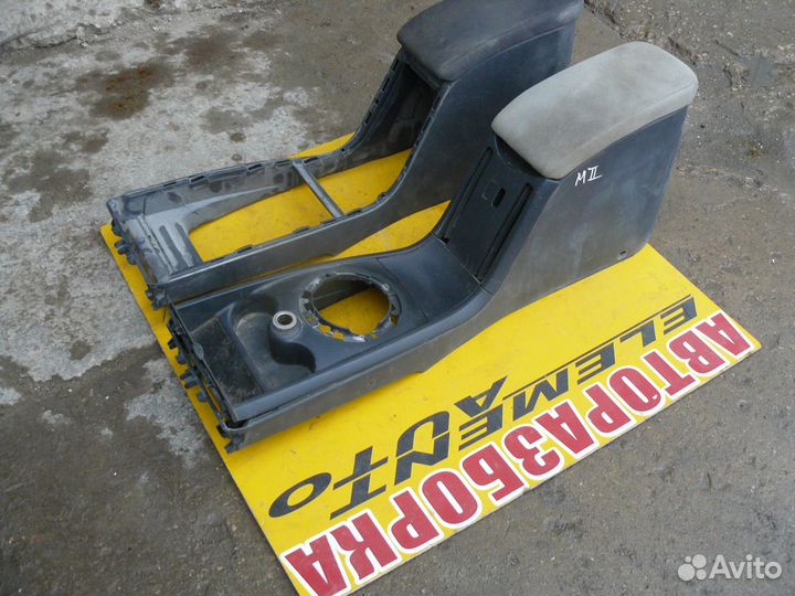 Подлокотник для Renault Megane II