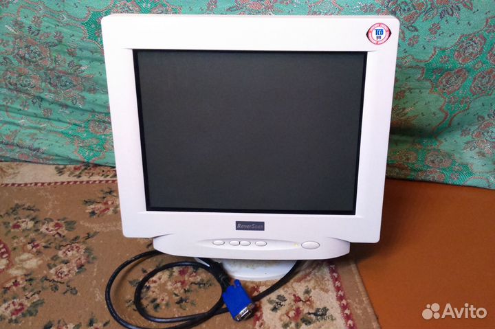 Монитор Roverscan 105SF 15