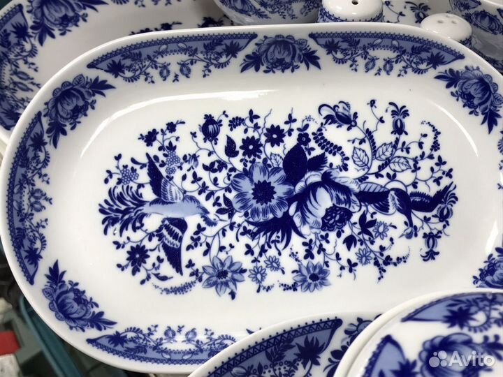 Прекрасный столовый сервиз гдр- кобальт