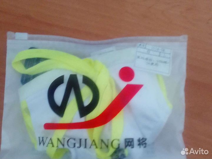 Пляжные мужские стринги