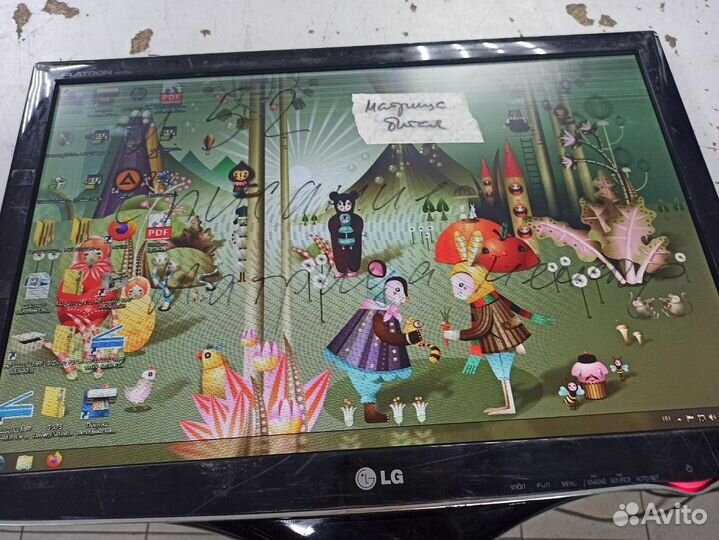 Монитор LG W2286L-PF