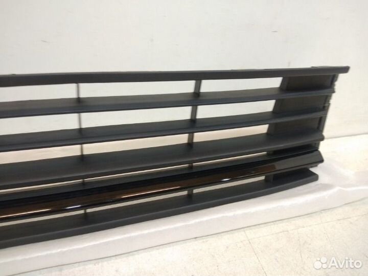 Решетка бампера передняя Volkswagen Polo 5