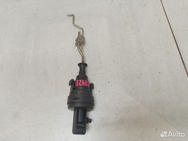 Активатор замка двери