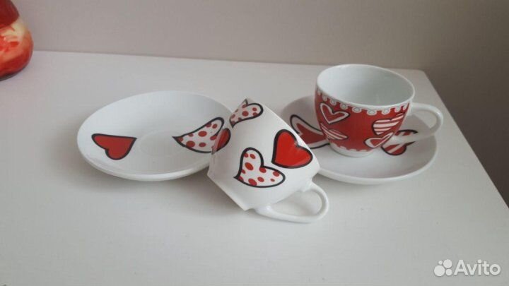 Набор из 2х керамических кружек с блюдцами