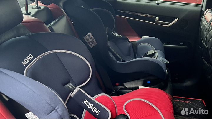 Детское автокресло 2 шт