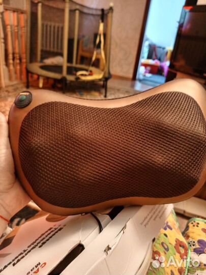 Массажная подушка для шеи и спины