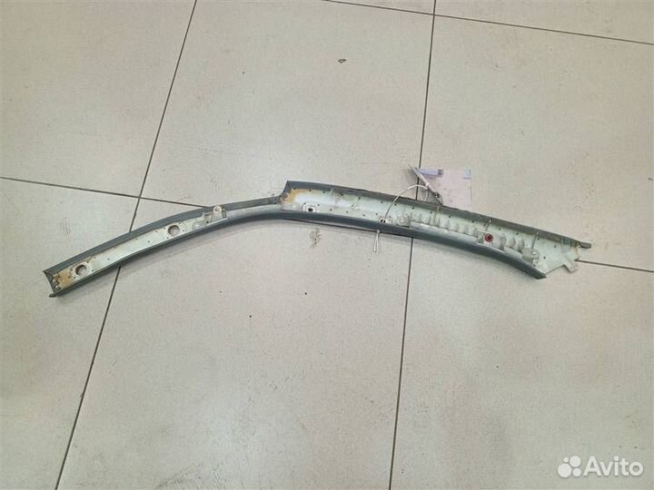 Обшивка стойки передняя правая (внутри) Toyota La