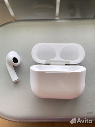 Airpods 3 кейс + наушник правый