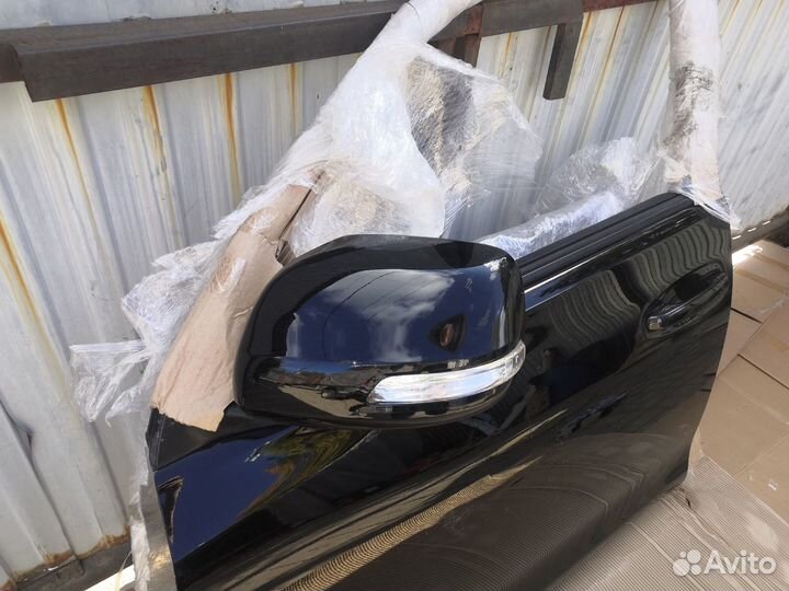 Передняя левая дверь Prado 150 2009-2022