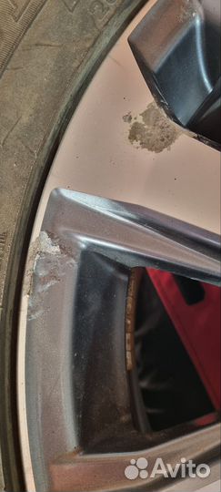 Оригинальный диск с резиной Danlop Toyota LC 200