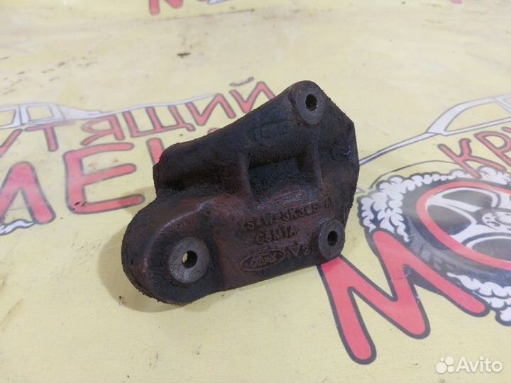 Кронштейн привода Ford Focus 1 I седан 1.8 2002