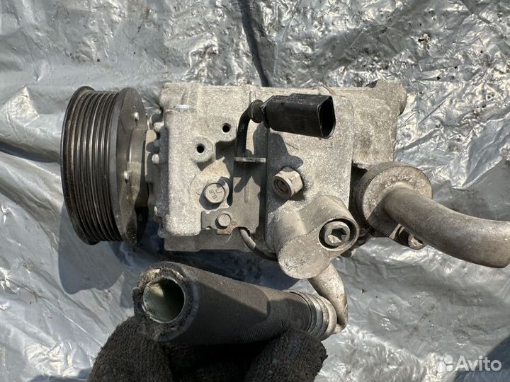 Компрессор кондиционера Volkswagen Touareg 3.6 BHK