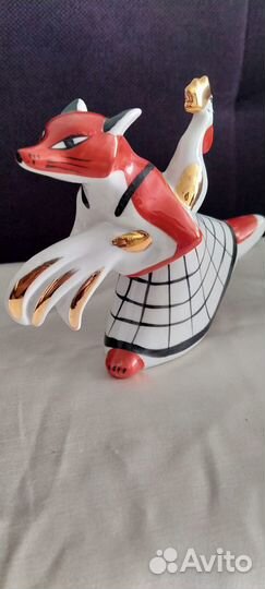 Статуэтка лиса и петух