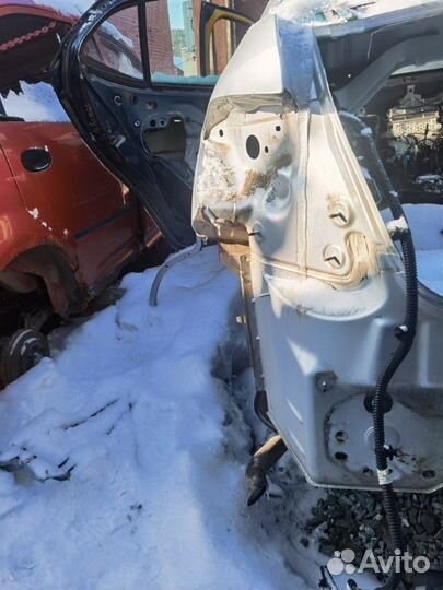 Крыло, четверть заднее левое Citroen C4 седан 1.6