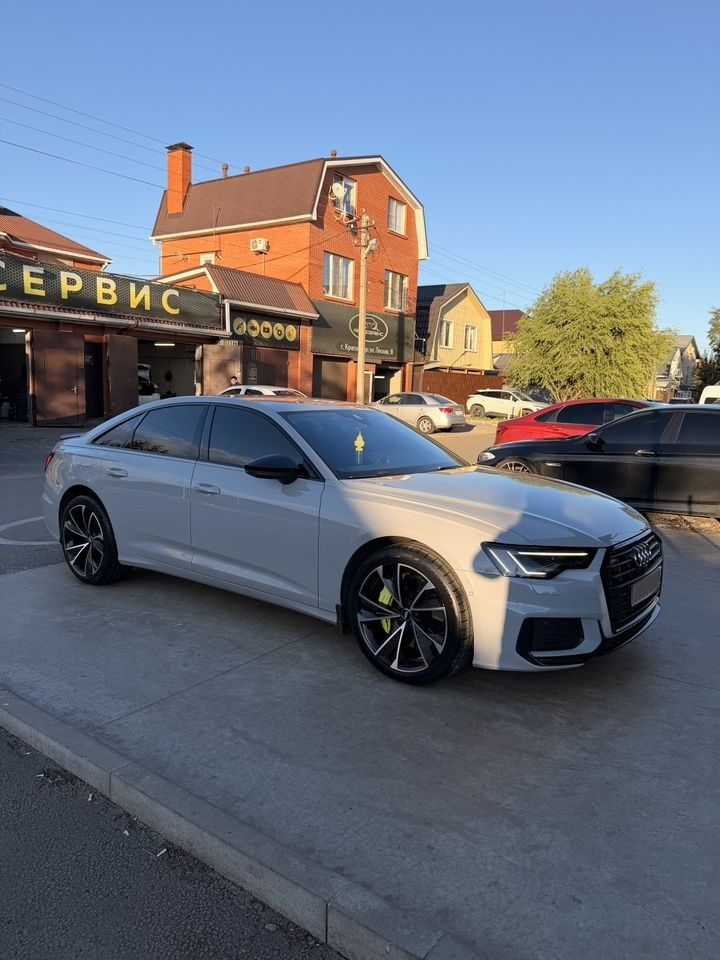 Audi A6