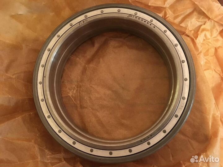 Подшипник 5-1000822 Д