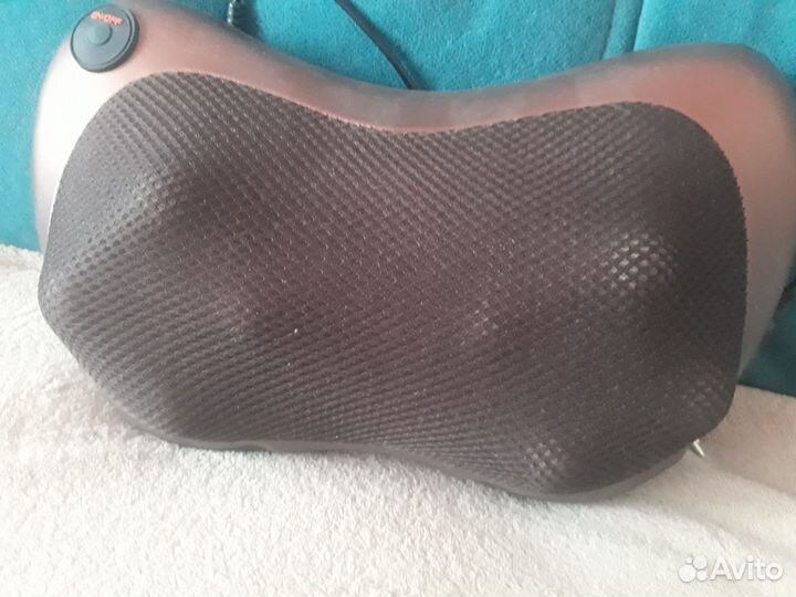 Массажная подушка для шеи и спины