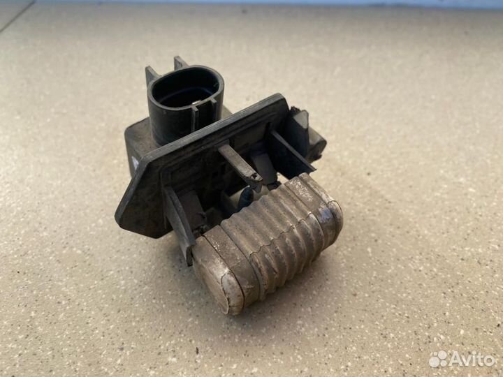 Резистор печки Kia Ceed (ED)