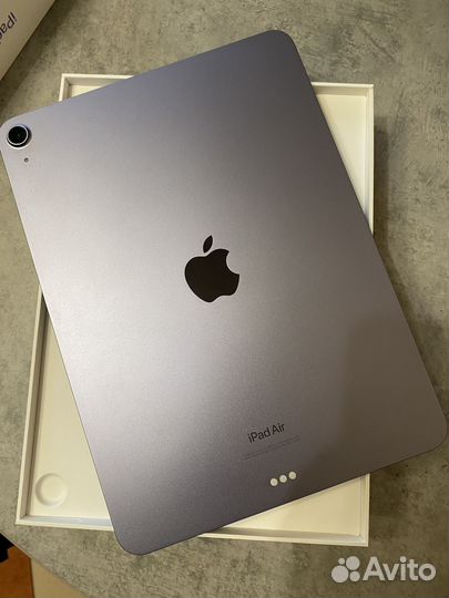 Планшет Apple iPad Air (2022) 10.9