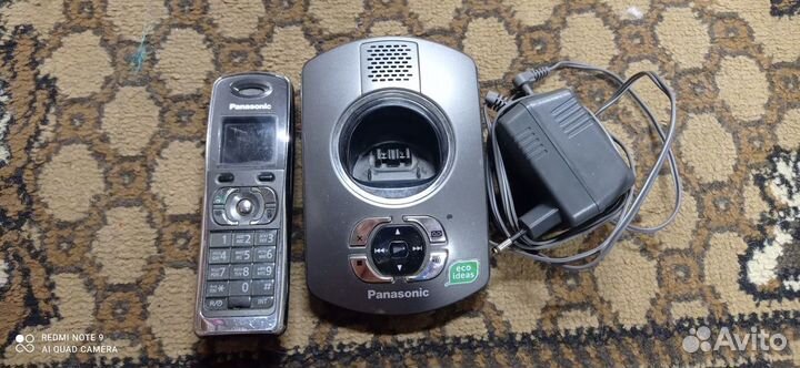 Телефон Panasonic