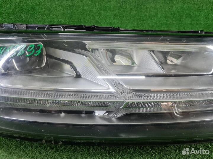 Фара правая Audi Q7 2 (2015-2019) LED