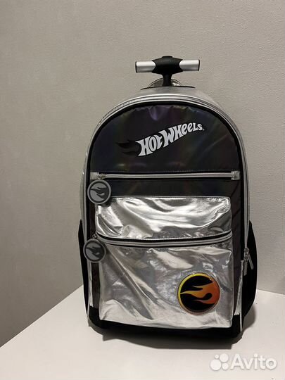 Рюкзак на колесах Hotwheels от original marines