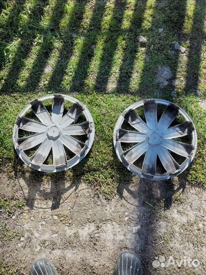 Колпаки на колеса r 16