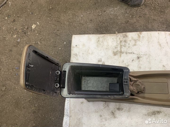 Консоль центральная Iran Khodro Samand