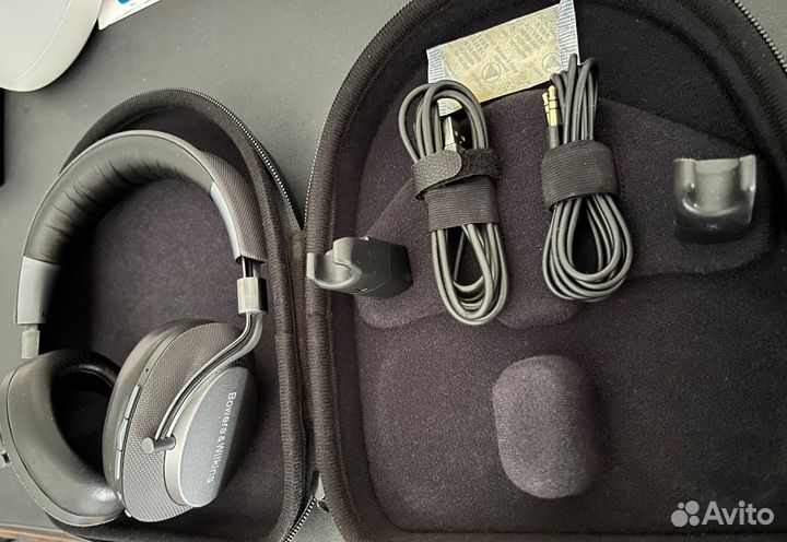 Наушники беспроводные Bowers & Wilkins PX