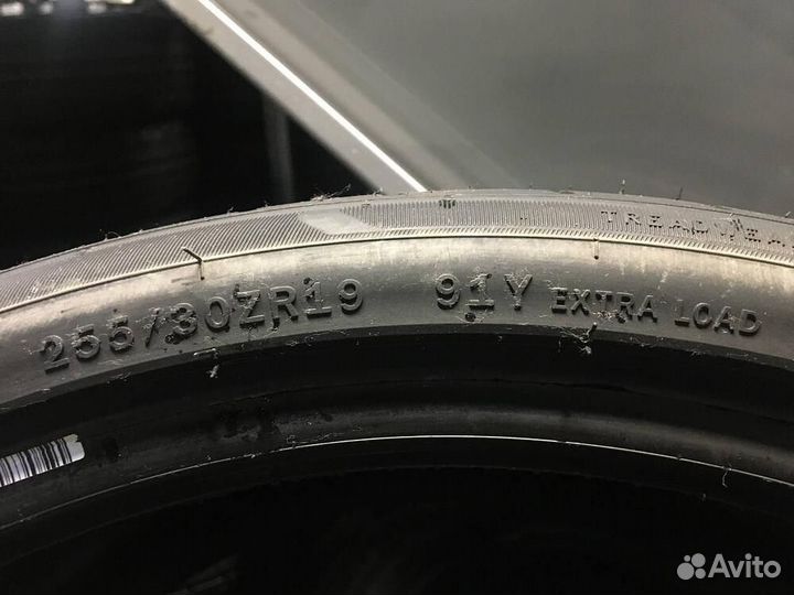 Windforce Catchfors UHP 255/30 R19 91Y