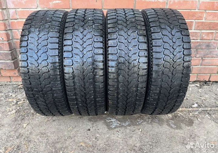 Yokohama Ice Guard F700Z 225/65 R17