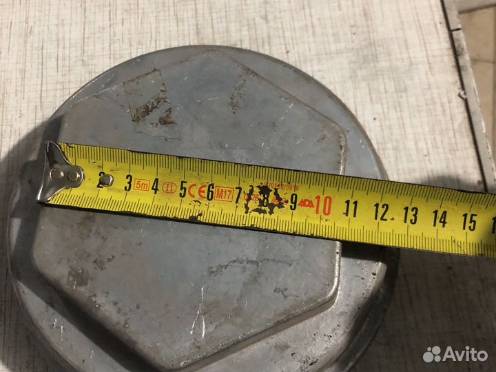 Колпак оси полуприцепа