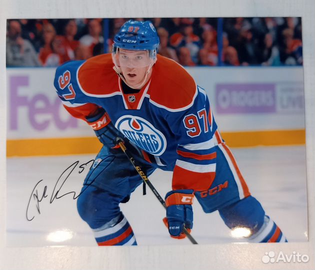 Фотографии хоккейных звезд с автографами