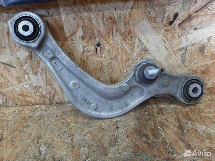 Рычаг задний левый Audi A8 D5
