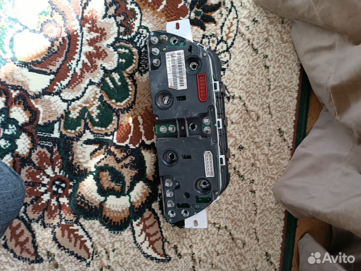 Панель приборов