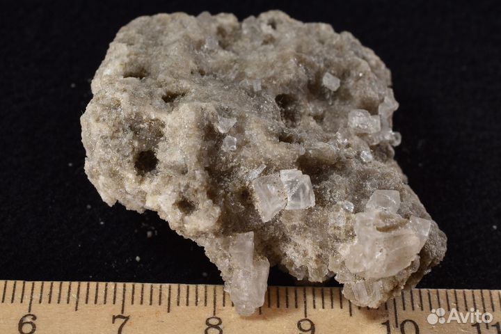 Галит. Лот №935