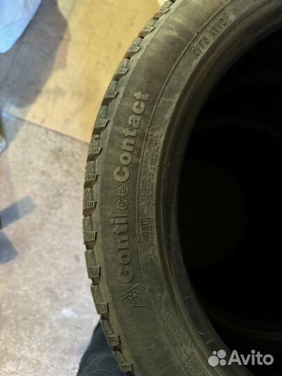 Continental ContiIceContact 255/45 R18