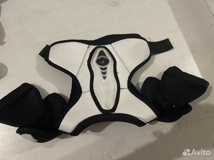 Нагрудник детский CCM (S)