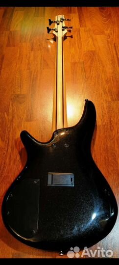 Бас гитара Ибанез