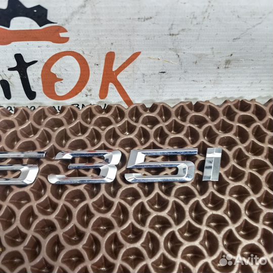 Шильдик 535i BMW f10